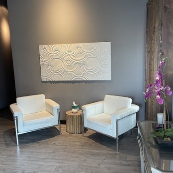 NV Float Therapy - Waiting area - Float Spa Near Me - Las Vegas, Nevada NV Float Therapy - Waiting area - Float Spa Near Me - Las Vegas, Nevada
