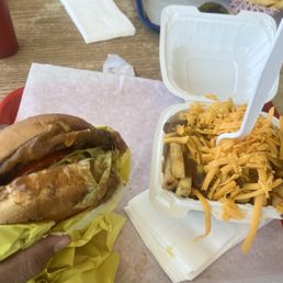 This is the chili cheese burger with chili cheese fries