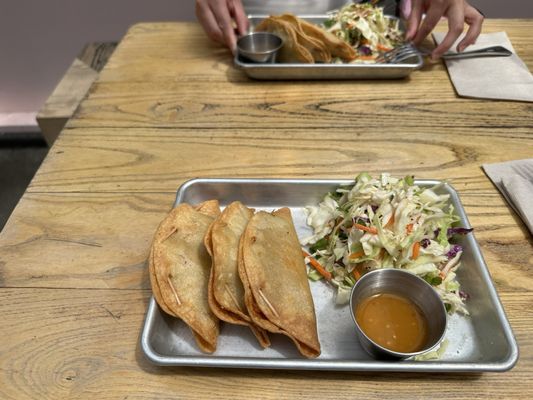 Situ Tacos by null