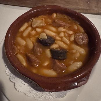 Casa Juancho - Fabada asturiana - Spanish Near Me - Miami, Florida Casa Juancho - Fabada asturiana - Spanish Near Me - Miami, Florida