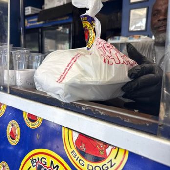 Big Man Big Dogz - Customer service pick up - Hot Dogs Near Me - Compton, California Big Man Big Dogz - Customer service pick up - Hot Dogs Near Me - Compton, California
