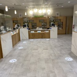 Trulieve Osprey Dispensary - Dispensary Counter