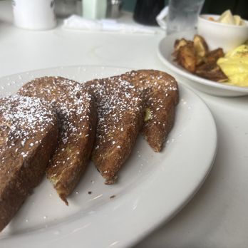 Fox Restaurant - French toast breakfast - American Near Me - Jacksonville, Florida Fox Restaurant - French toast breakfast - American Near Me - Jacksonville, Florida