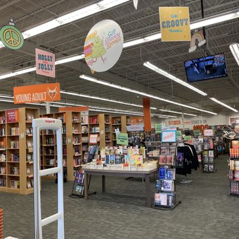 2nd & Charles - Video Game Stores Near Me - Chantilly, Virginia