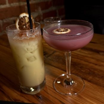 Motte Restaurant And Bar - Makku Lada and Hallabong Girl drinks - Korean Near Me - Baltimore, Maryland