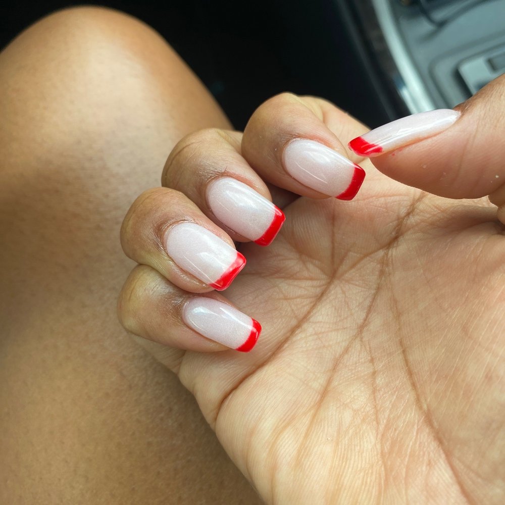 Paradise Nails and Spa - Right had I also asked if they can make the dip thin and that didn't happen either - Nail Salons Near Me - Pembroke Pines, Florida Paradise Nails and Spa - Right had I also asked if they can make the dip thin and that didn't happen either - Nail Salons Near Me - Pembroke Pines, Florida