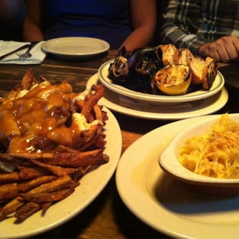Smith - Poutine. Mussels. Mac and Cheese. - Bars Near Me - Seattle, Washington