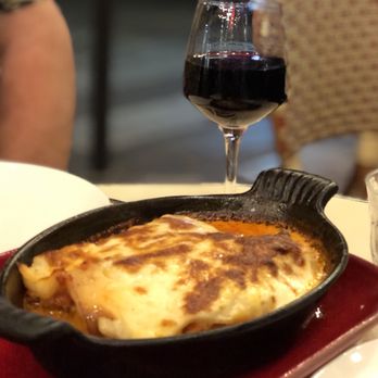 Pizza-Vesuvio - Piping hot lasagna bechamel - Italian Near Me - Paris, 75 Pizza-Vesuvio - Piping hot lasagna bechamel - Italian Near Me - Paris, 75
