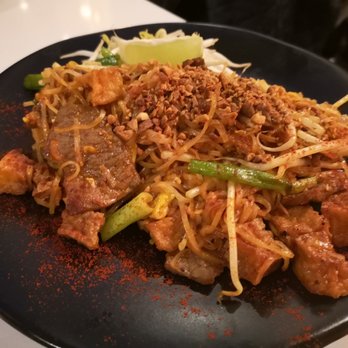 Le Mekong - Pad Thai - Vietnamese Near Me - Montreal, Quebec
