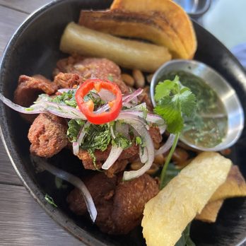 Limón - Peruvian Near Me - Walnut Creek, California