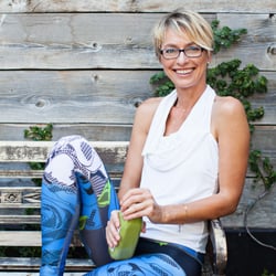Colon Hydrotherapy & Beyond - Get guidance on how your body digests foods best and fuels your energy with nutrition absorption.
Included in each session.