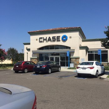 Chase Bank - Banks & Credit Unions Near Me - Long Beach, California