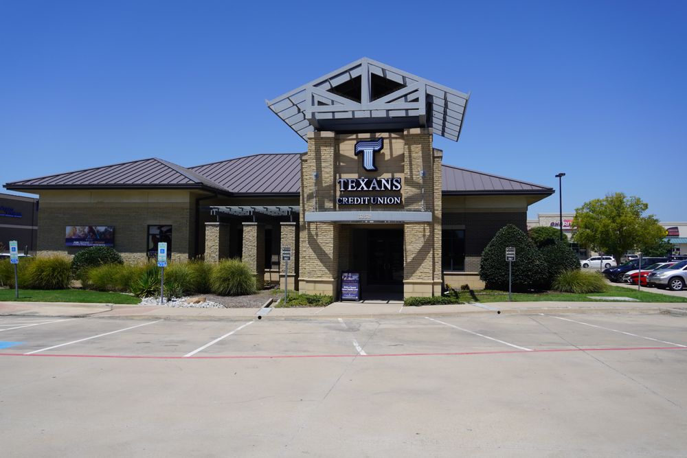 TEXANS CREDIT UNION Updated August 2025 17 Reviews 3232 W Main St