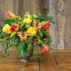 Sue Bridgman Florist - Spring Mix Flower Bouquet