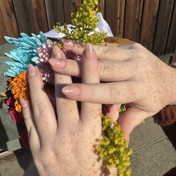 MonZoe Nail Spa - Nail Salons Near Me - Burlingame, California