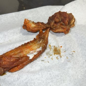 Wingstop - Man this chicken looked nasty - Chicken Wings Near Me - West Sacramento, California