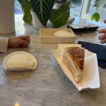whaT’s More cake studio - Crèmebule and Mochi - Custom Cakes Near Me - Sunnyvale, California whaT’s More cake studio - Crèmebule and Mochi - Custom Cakes Near Me - Sunnyvale, California