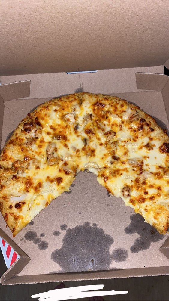 DOMINO’S PIZZA Updated September 2024 28 Reviews 265 N Main St