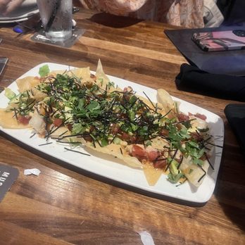 Yard House - Poke Nachos - Bars Near Me - San Antonio, Texas Yard House - Poke Nachos - Bars Near Me - San Antonio, Texas