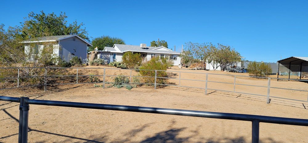 Slide of Elite Roofing