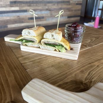 Ella Cafe - Omelette Baguette - Cafes Near Me - Davie, Florida