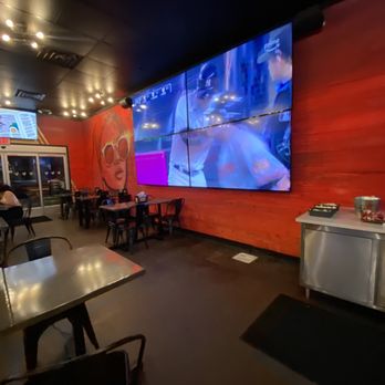 Houston TX Hot Chicken - Sandwiches Near Me - Tempe, Arizona
