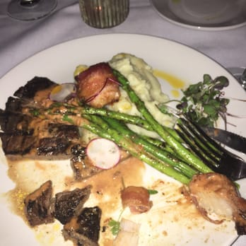 Massimo Restaurant - Flank steak and scallop special !!! Very good (not on menu) - Italian Near Me - Providence, Rhode Island