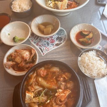Korean Garden - Kimchi Stew and Bibimbap - Korean Near Me - Williamstown, Massachusetts
