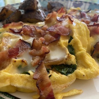 Daydreamers - Womellete - Breakfast & Brunch Near Me - Safety Harbor, Florida Daydreamers - Womellete - Breakfast & Brunch Near Me - Safety Harbor, Florida