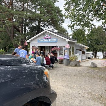 Pine Tree Frosty - Store front - Ice Cream & Frozen Yogurt Near Me - Rangeley, Maine Pine Tree Frosty - Store front - Ice Cream & Frozen Yogurt Near Me - Rangeley, Maine