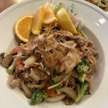 Malakor Thai Restaurant - Pad woon sen - Thai Near Me - Renton, Washington Malakor Thai Restaurant - Pad woon sen - Thai Near Me - Renton, Washington