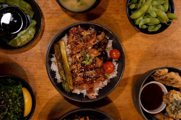 Ginza Sushi & Sake by null