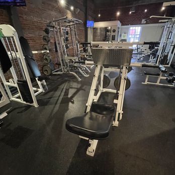 Classic Fitness - Gyms Near Me - Edenton, North Carolina Classic Fitness - Gyms Near Me - Edenton, North Carolina