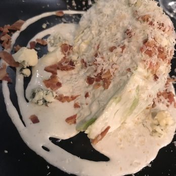 La Cayetana - Wedge with a different blue cheese - Steakhouses Near Me - Tijuana, BCN