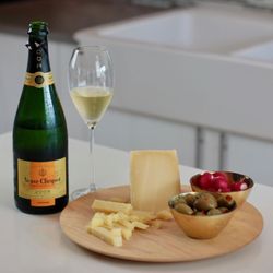 Les Amis Du Fromage - Champagne & Piave!