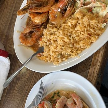 Casa De Alma Camaron Pelao - Small plate is Shrimp ceviche on a tostada and main plate is Camarones a la Cora. - Mexican Near Me - Gridley, California