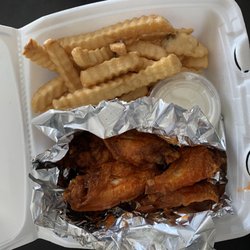 2nd To None BBQ - Buffalo wings 6 piece