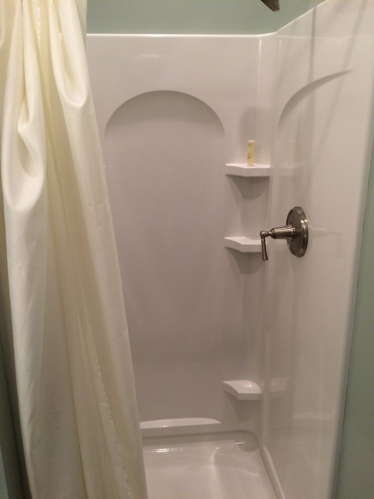 Slide of Lee's Plumbing and Remodeling/plumbing contractor