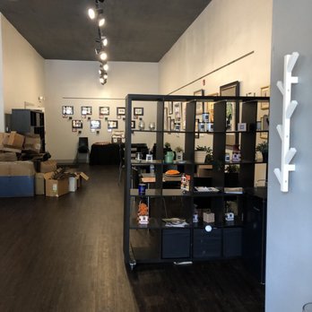 Mix Candle Co - Lots of room - Candle Stores Near Me - Pittsburgh, Pennsylvania