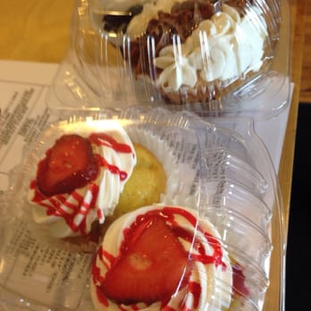 The Cupcake Shoppe - 2 strawberry lemonades, chocolate cream pie, and marble - Bakeries Near Me - Hayward, California The Cupcake Shoppe - 2 strawberry lemonades, chocolate cream pie, and marble - Bakeries Near Me - Hayward, California