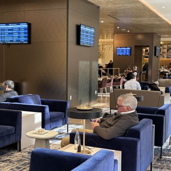 Amtrak - plenty of seating - Train Stations Near Me - New York, New York Amtrak - plenty of seating - Train Stations Near Me - New York, New York