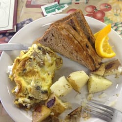 Sweet Crunch Bake Shop & Catering - Omelet with baked potatoes