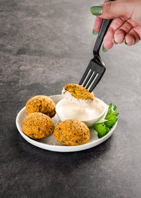 HUMMUS Bowls & Wraps | Mediterranean & Greek Food by null