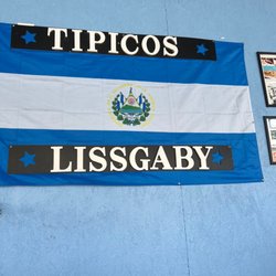 Belleview Mi Pueblo Flea Market - Morning Salvadore and breakfast