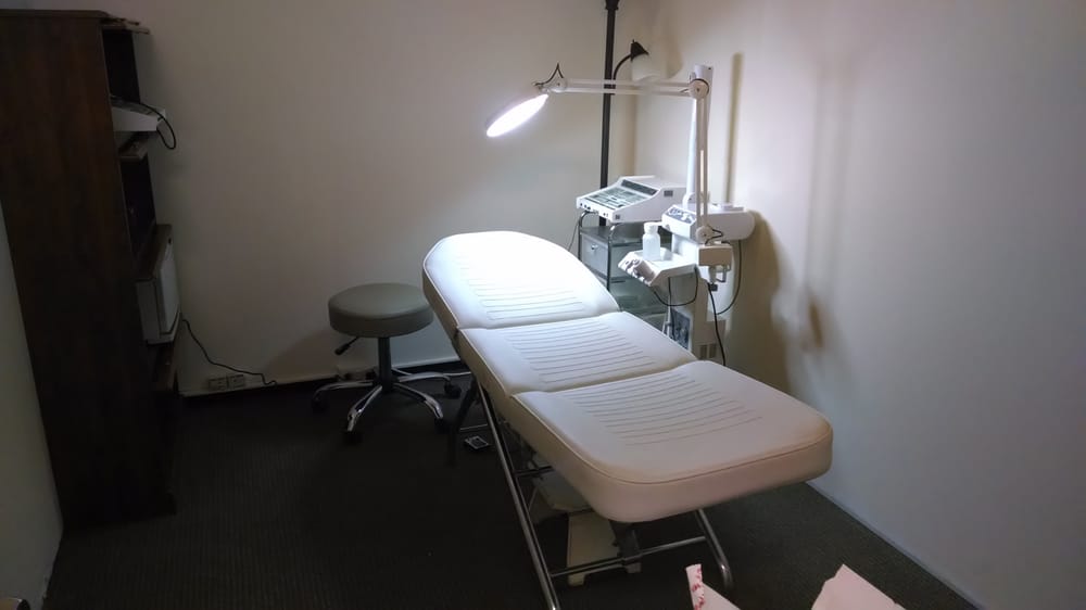 BROOKLYN STUDIO OF ELECTROLYSIS Updated October 2024 2380 Ocean Ave, New York, New York