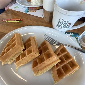Turning Point - Plain Belgian Waffle - Breakfast & Brunch Near Me - Newark, Delaware