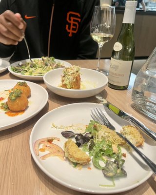 Pirouette Restaurant & Wine Shop by null