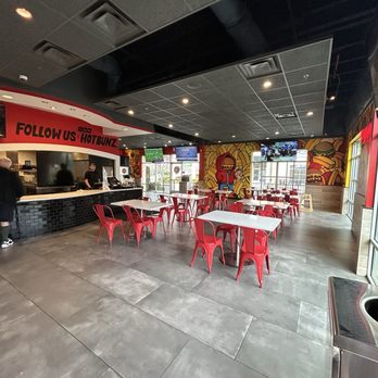 Hot Bunz - Indoor seating - Burgers Near Me - Sacramento, California Hot Bunz - Indoor seating - Burgers Near Me - Sacramento, California