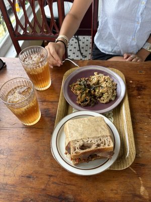 Luncheonette by null