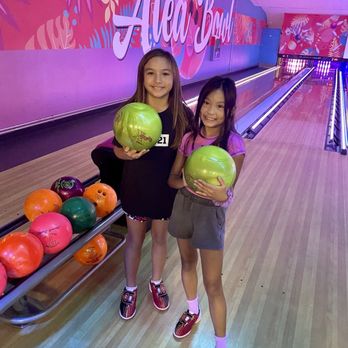 Aiea Bowl - Bowling Near Me - Aiea, Hawaii